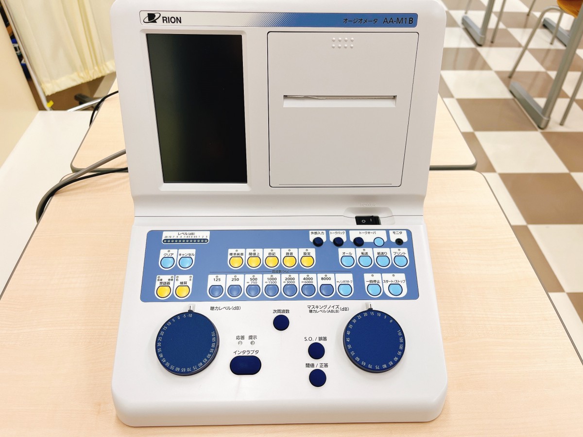 聴力検査器 動作品ベルトーンModel 110 オージオメーター(ケース付き