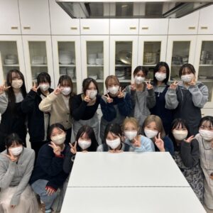 言語聴覚科１年生　楽しく美味しく化学を学ぶ！
