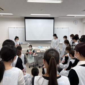 <span class="title">歯科衛生科1年生の演習が始まりました</span>